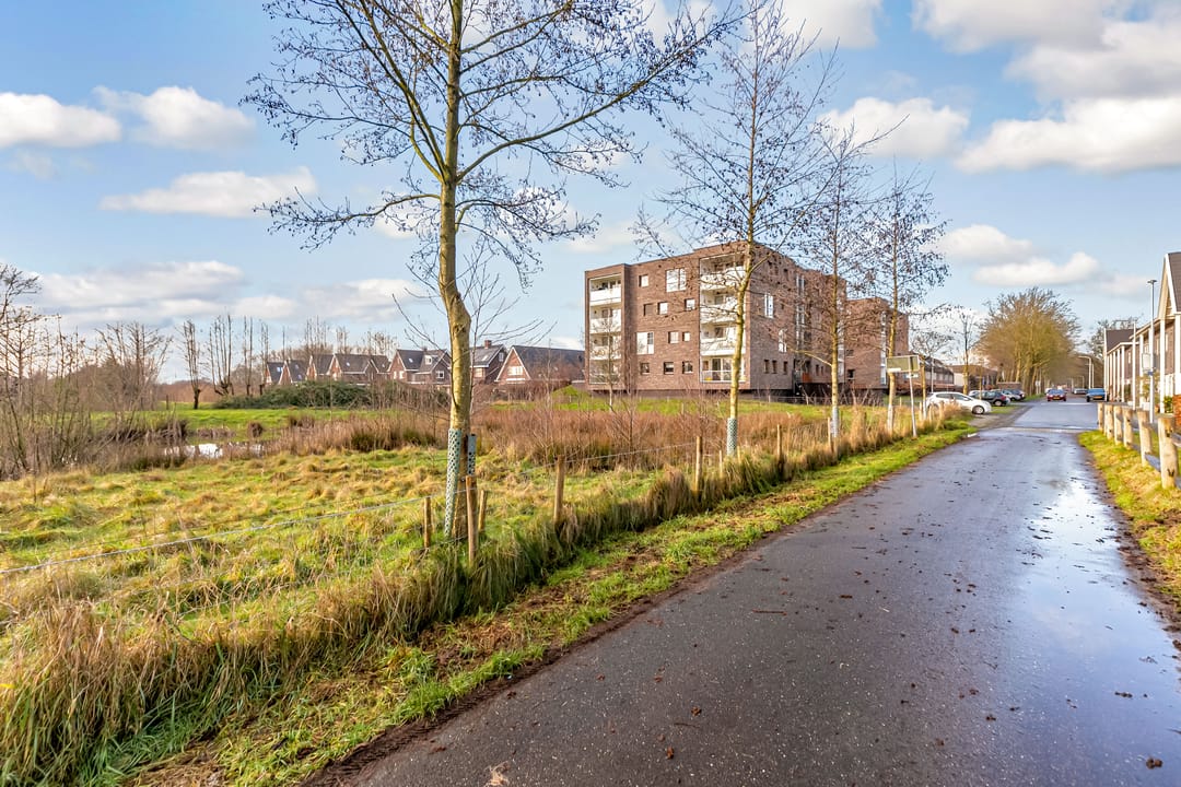 Photo 32 of Reelaan 28