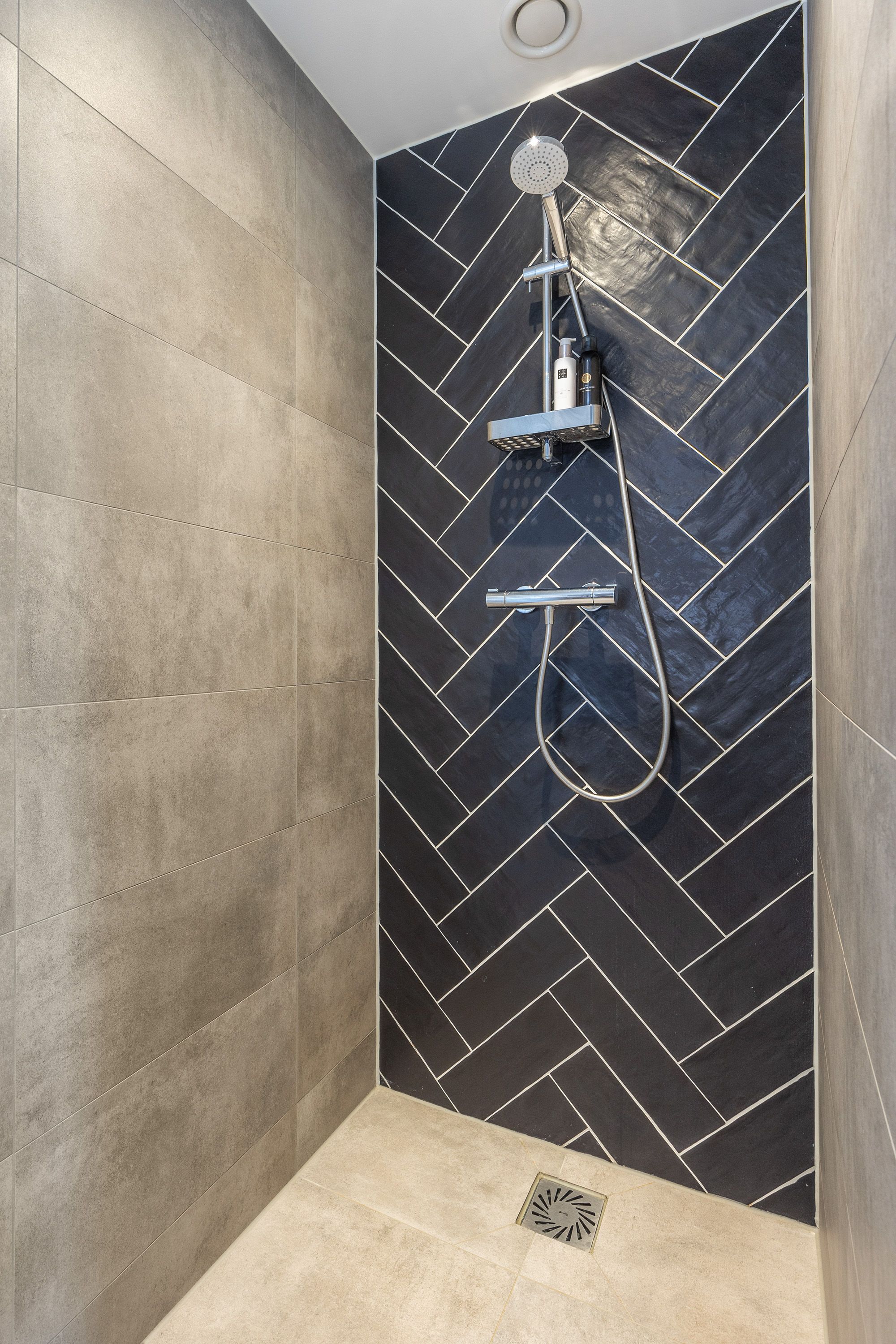 Foto 12 van Helfrichstraat 25-H