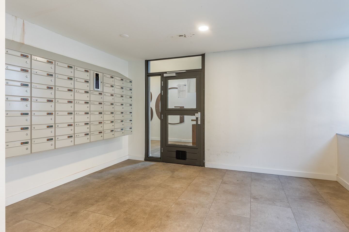 Foto 20 van Helfrichstraat 25-H