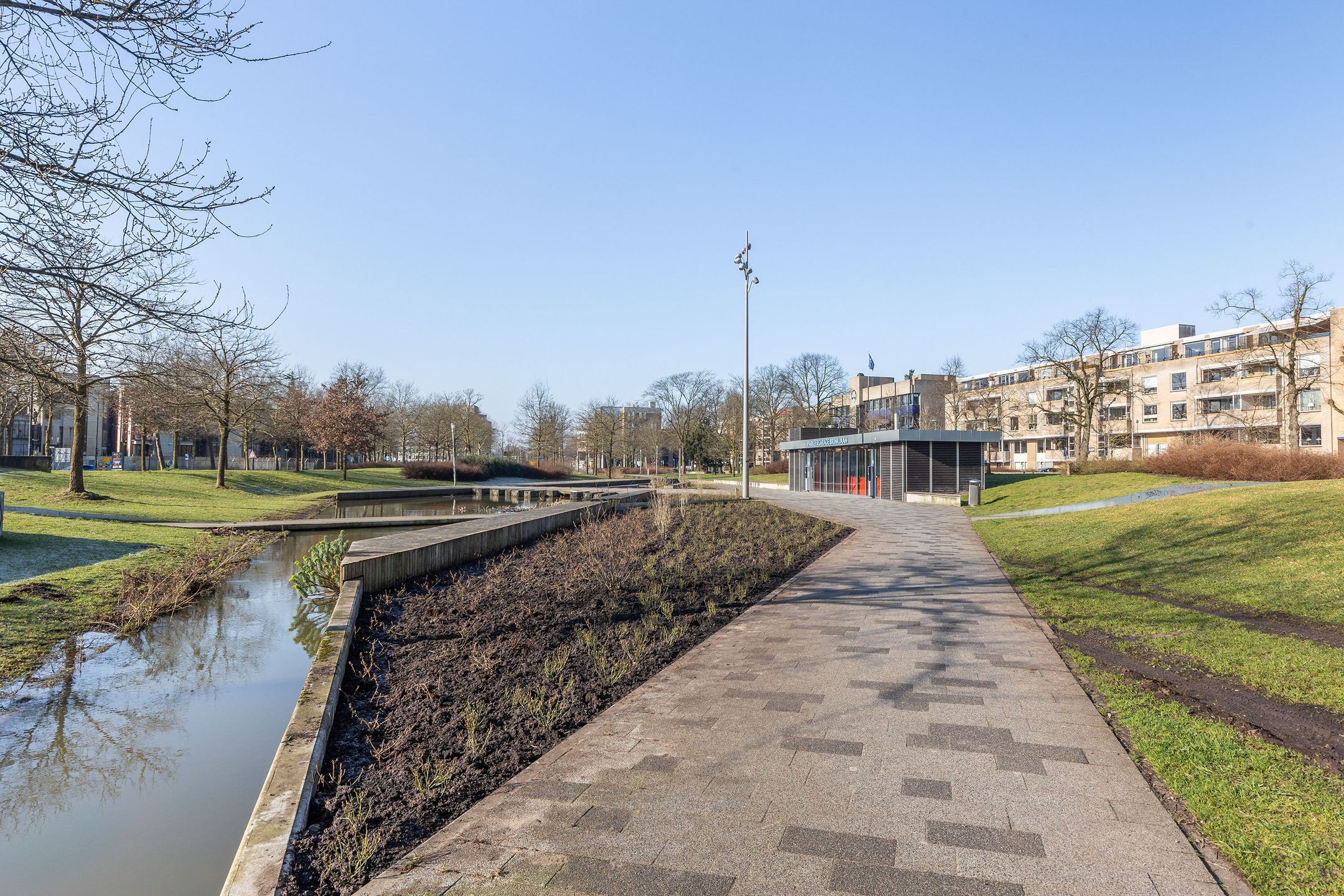 Foto 27 van Helfrichstraat 25-H