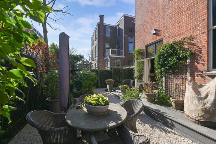 Foto 3 van Johan van Oldenbarneveltlaan 80