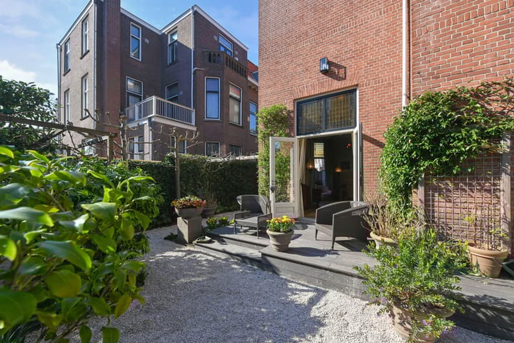 Foto 15 van Johan van Oldenbarneveltlaan 80