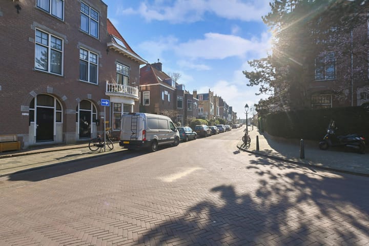 Foto 50 van Johan van Oldenbarneveltlaan 80