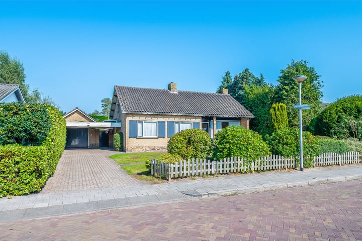 Foto 1 van van den Houtestraat 6