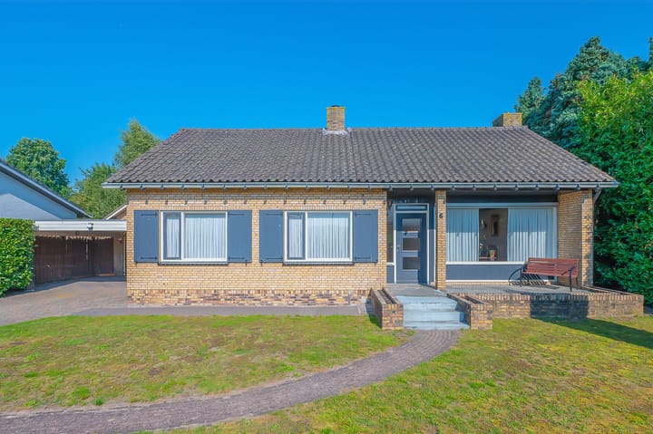 Foto 2 van van den Houtestraat 6