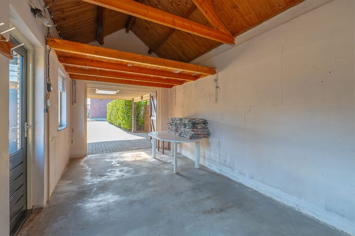 Foto 8 van van den Houtestraat 6