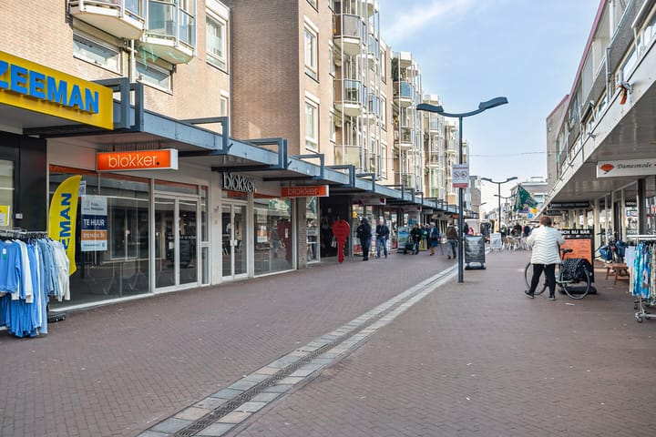 Foto 30 van Loosduinse Hoofdstraat 578