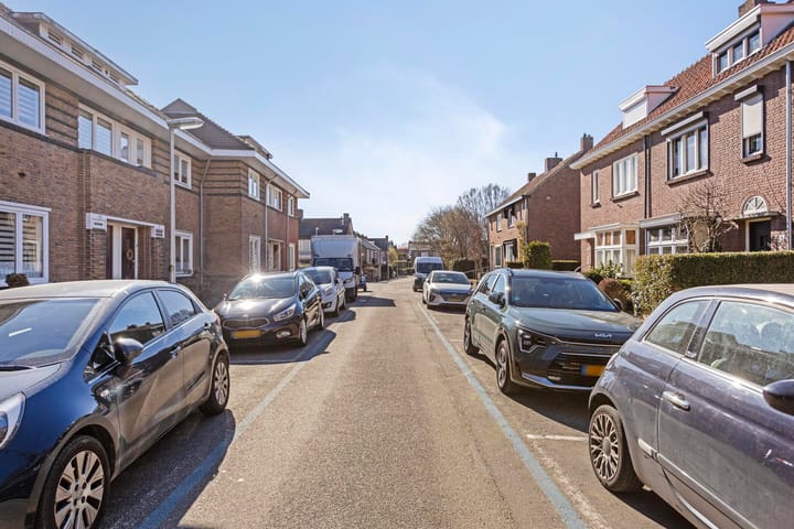 Foto 30 van Aarweg 6