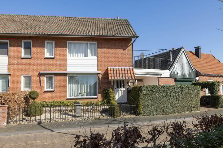 Foto 1 van Oostwal 46