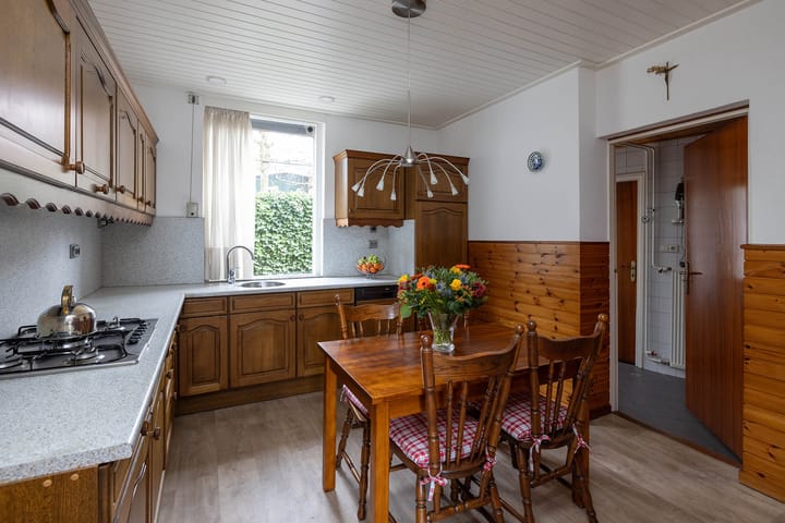 Foto 2 van Oostwal 46