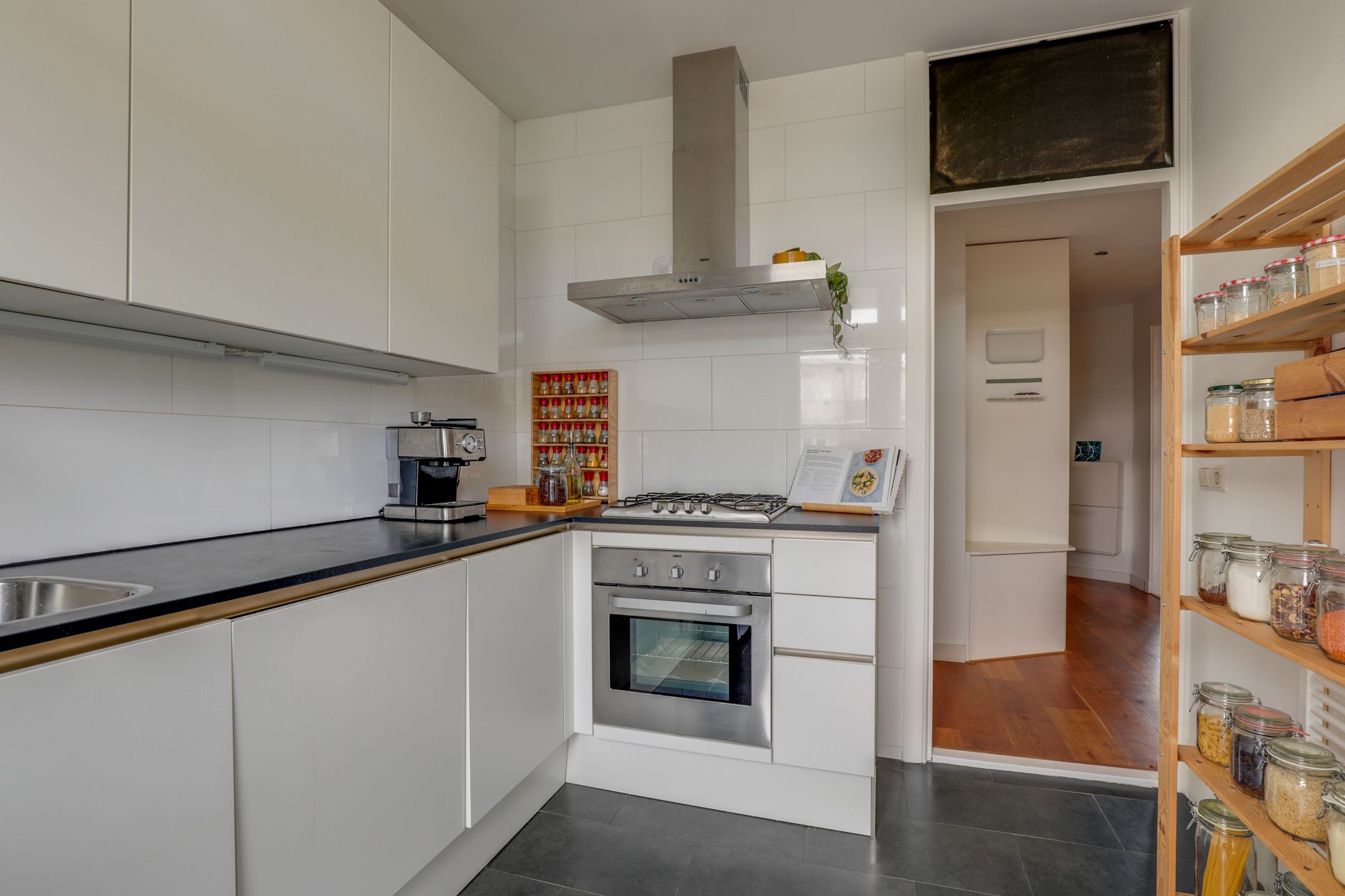 Foto 12 van Makassarstraat 11-BS