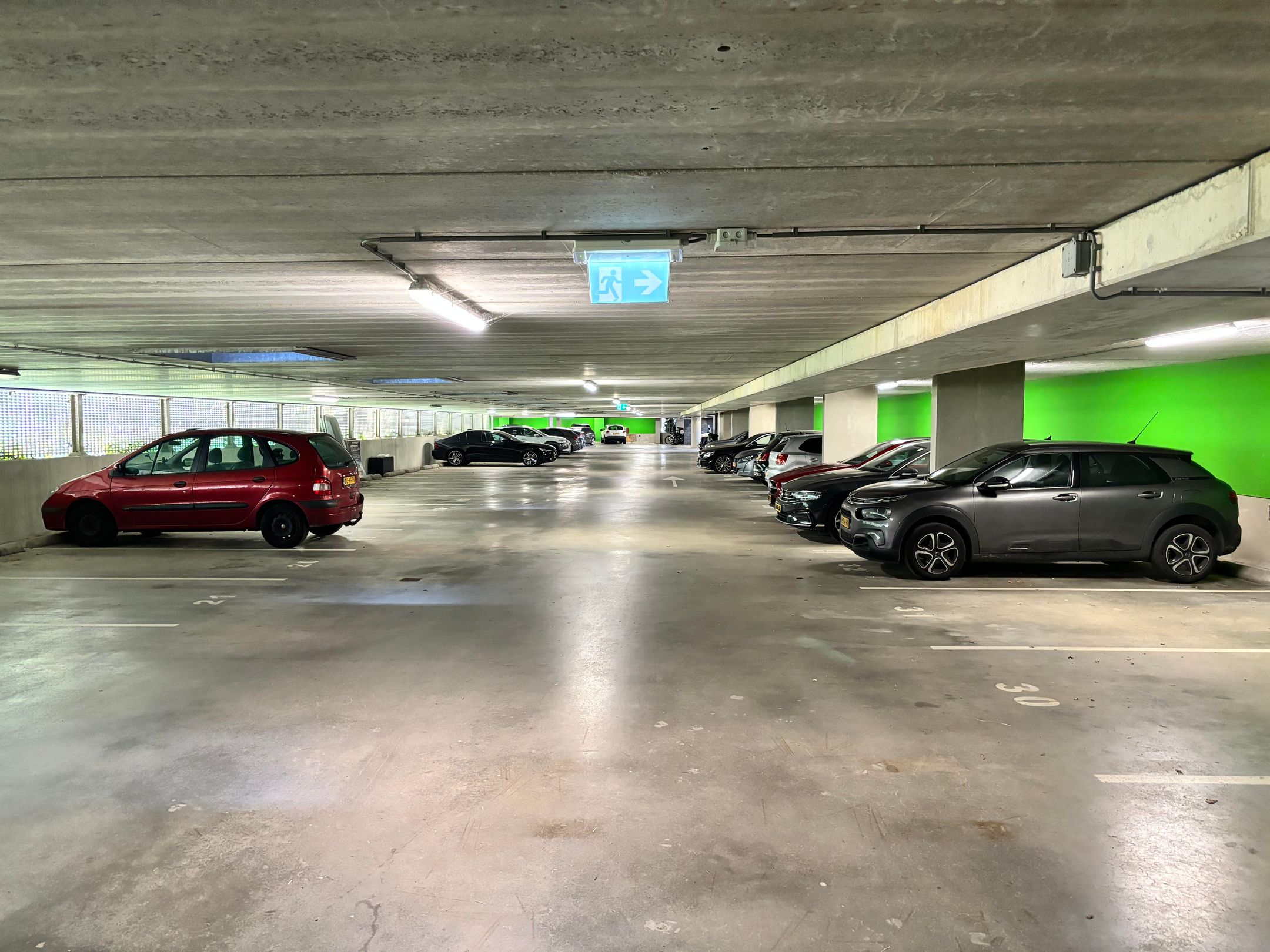 Foto 27 van Maassluisstraat 19