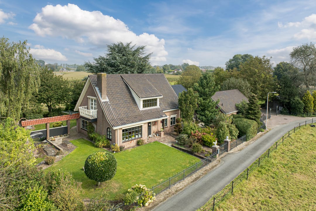 Photo 1 of Angerensestraat 16