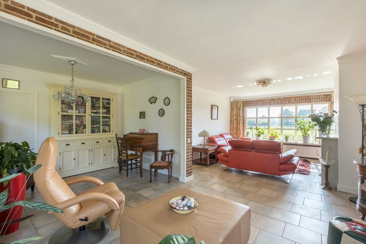 Foto 2 van Angerensestraat 16