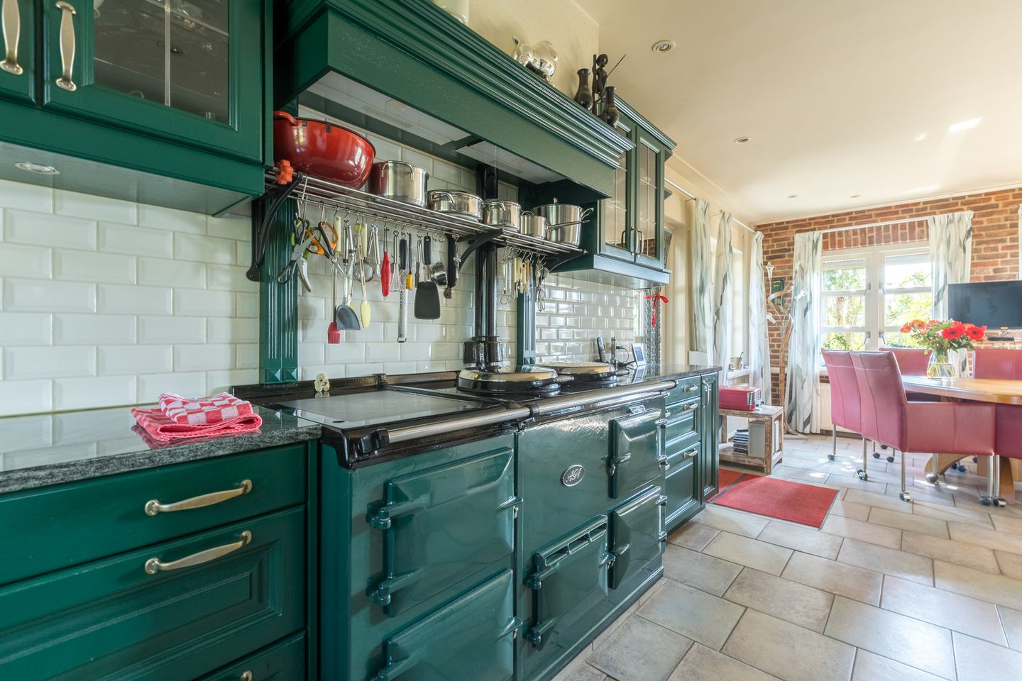 Photo 20 of Angerensestraat 16