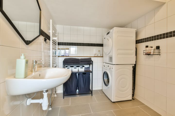 Foto 4 van Houtmansgracht 1