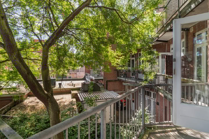 Foto 24 van Van Hoytemastraat 39-A