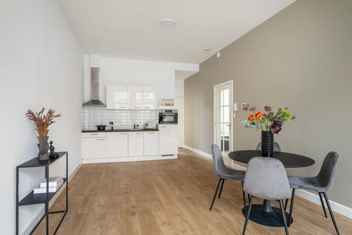 Foto 10 van Edisonstraat 105