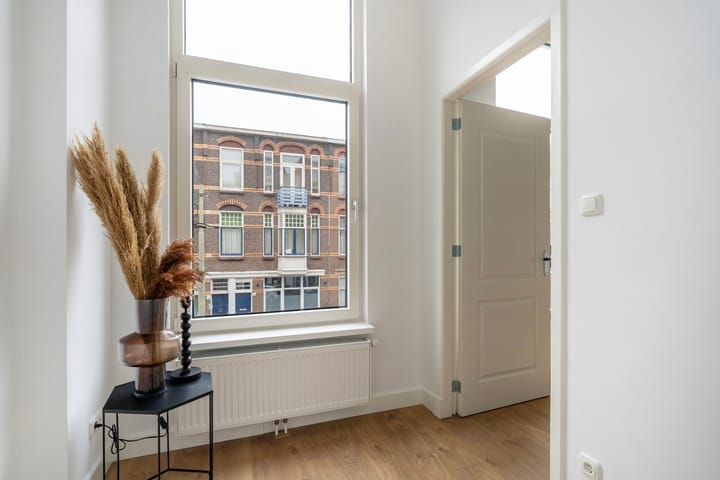 Foto 21 van Edisonstraat 105