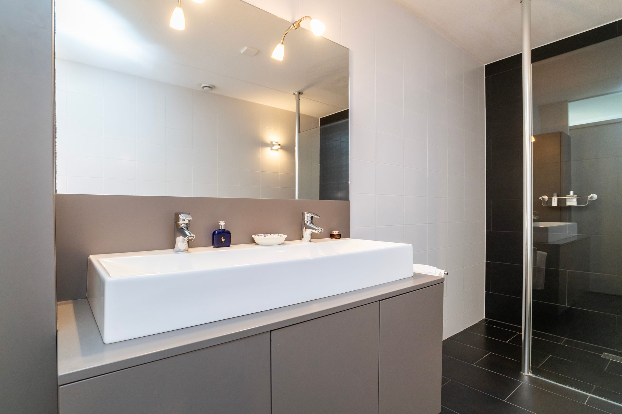 Photo 33 of Struisenburgstraat 36-B