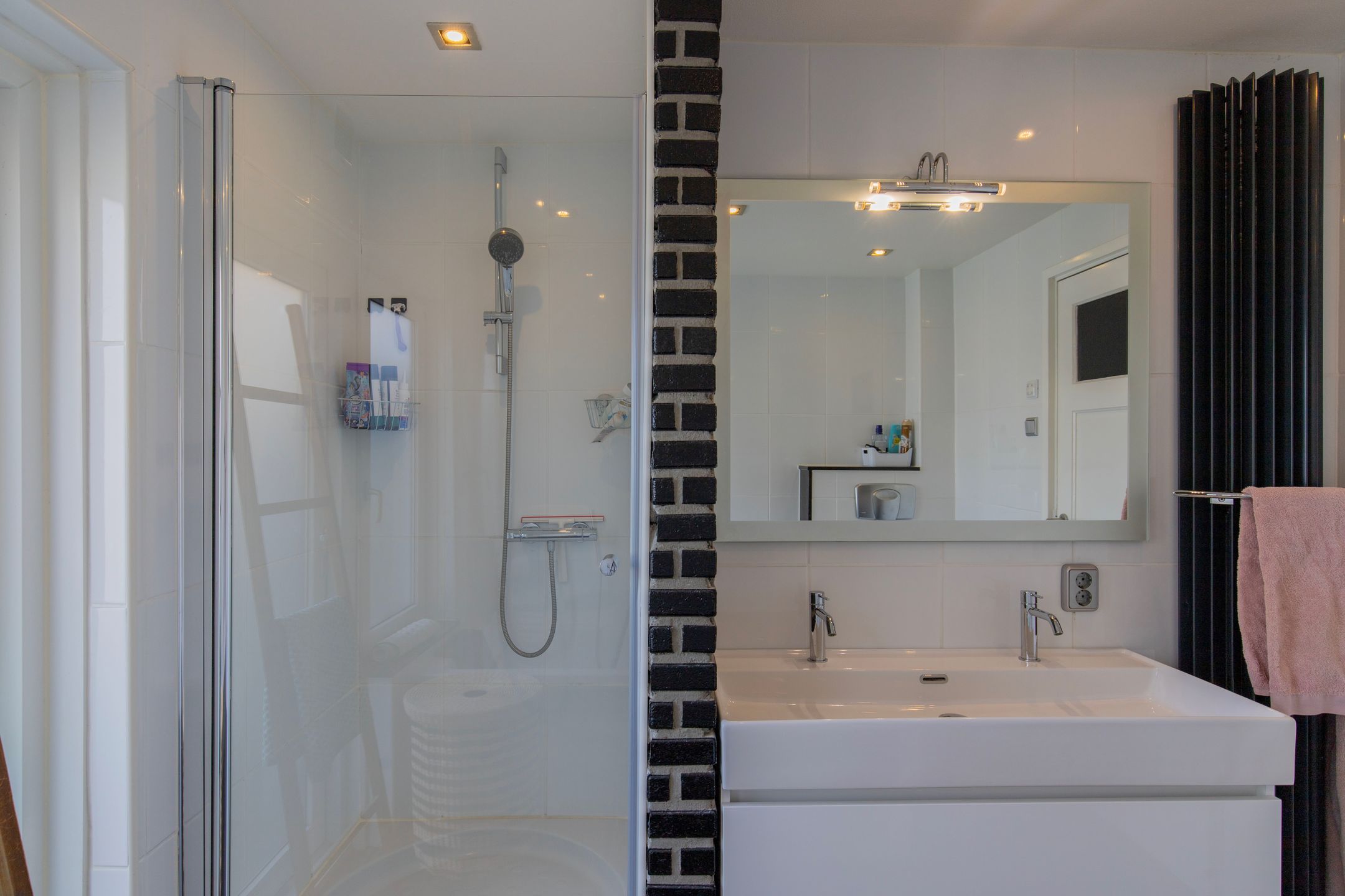 Foto 30 van Julianastraat 4