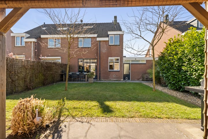 Foto 38 van Vrijheidsplaat 24