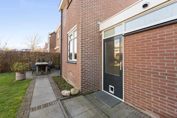 Foto 41 van Vrijheidsplaat 24