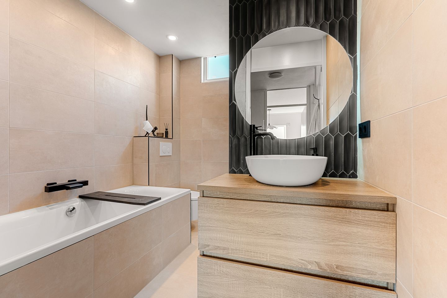 Photo 34 of Zellersacker 2140