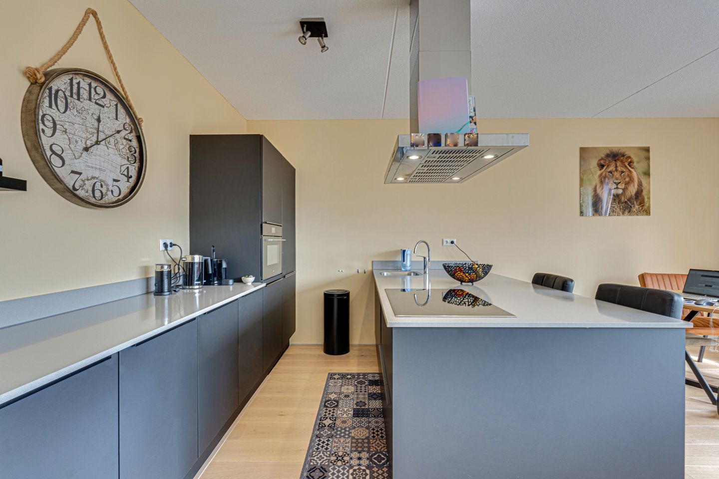 Foto 10 van Stationsstraat 22-A