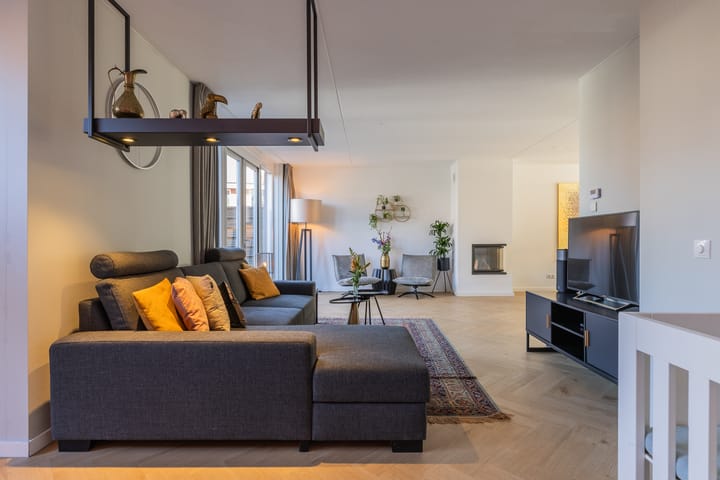 Foto 11 van Breedspoor 6