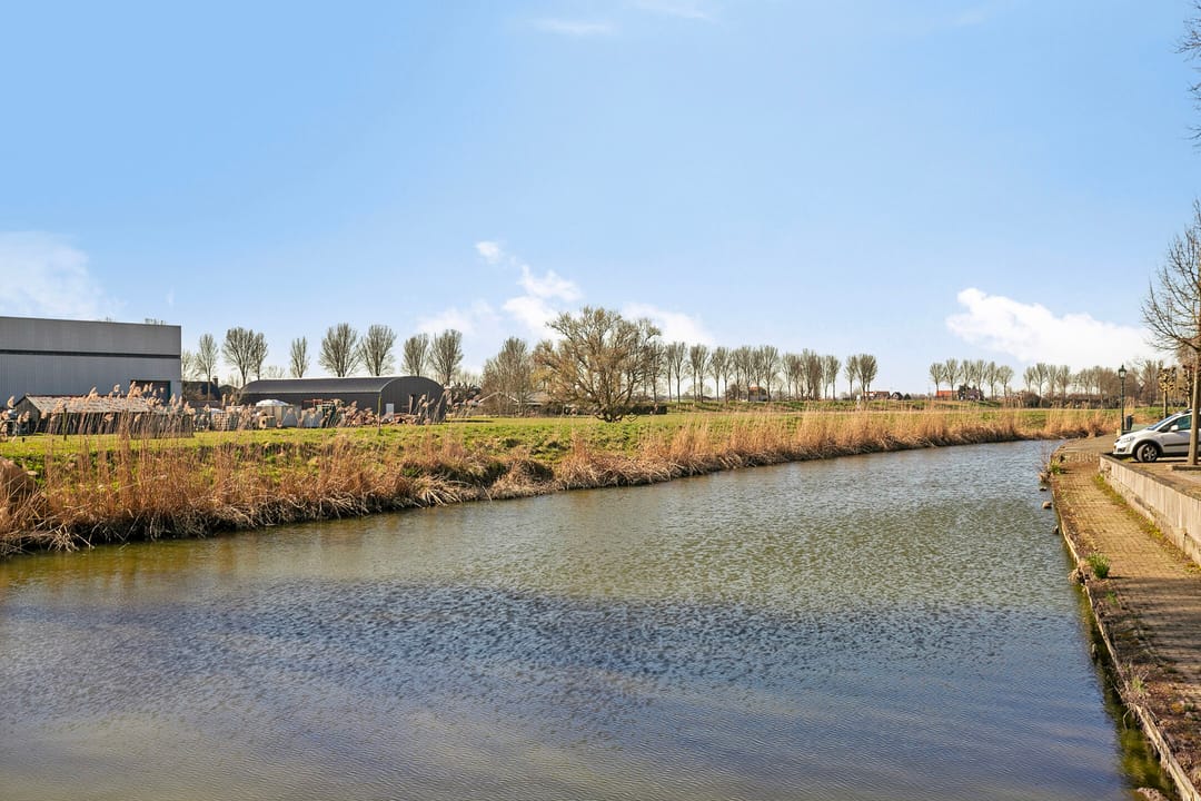 Photo 28 of Van Vollenhovenstraat 15