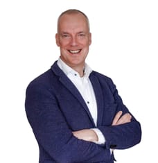 J.M. Hoogenraad   (Jan) - Directeur