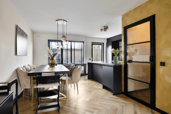 Foto 16 van Schepen van Tongelrelaan 16