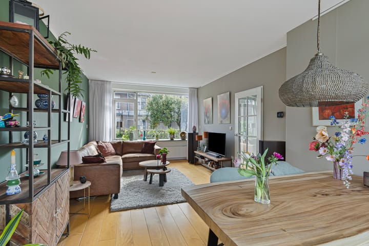 Foto 10 van Irisstraat 28