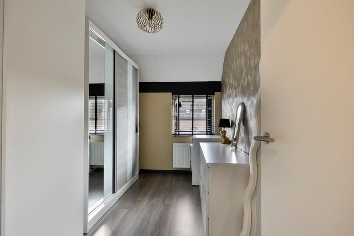 Foto 38 van Schepen van Tongelrelaan 16