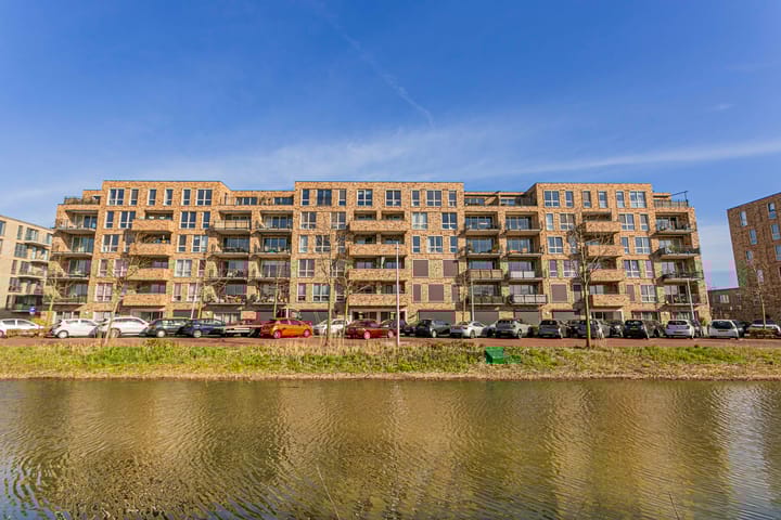 Foto 2 van Louis Armstronglaan 608