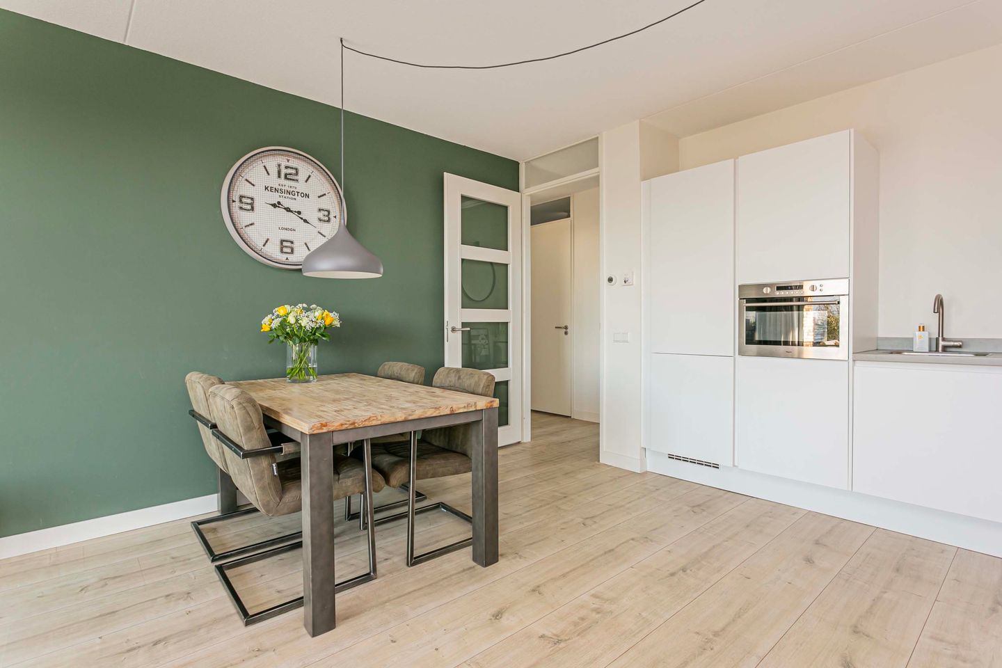 Photo 10 of Louis Armstronglaan 608