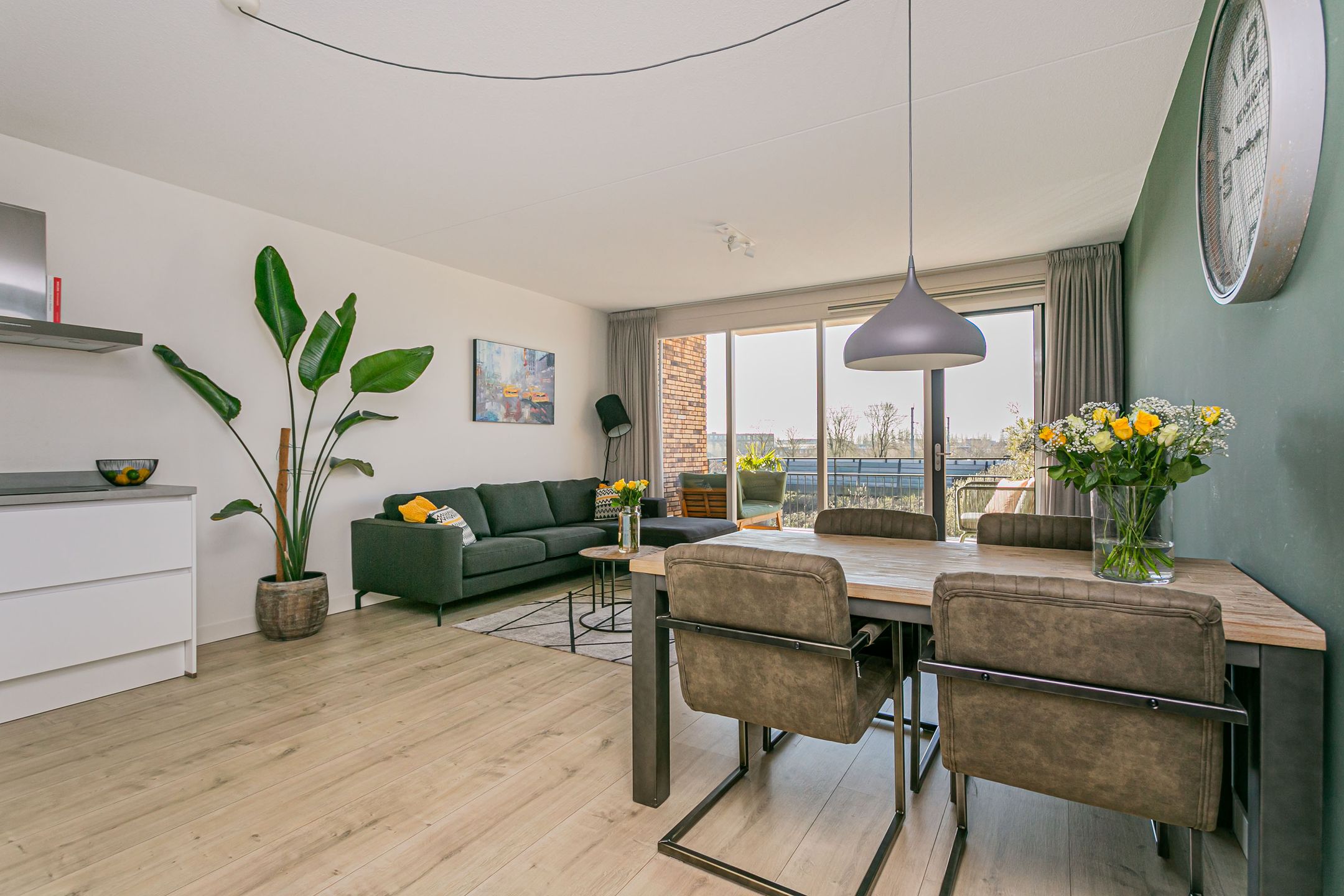 Photo 12 of Louis Armstronglaan 608