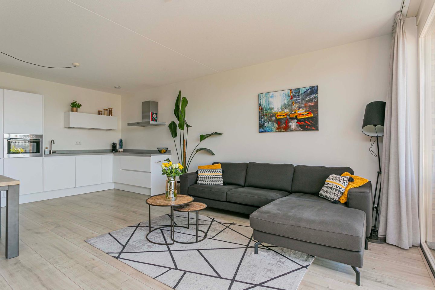 Photo 14 of Louis Armstronglaan 608