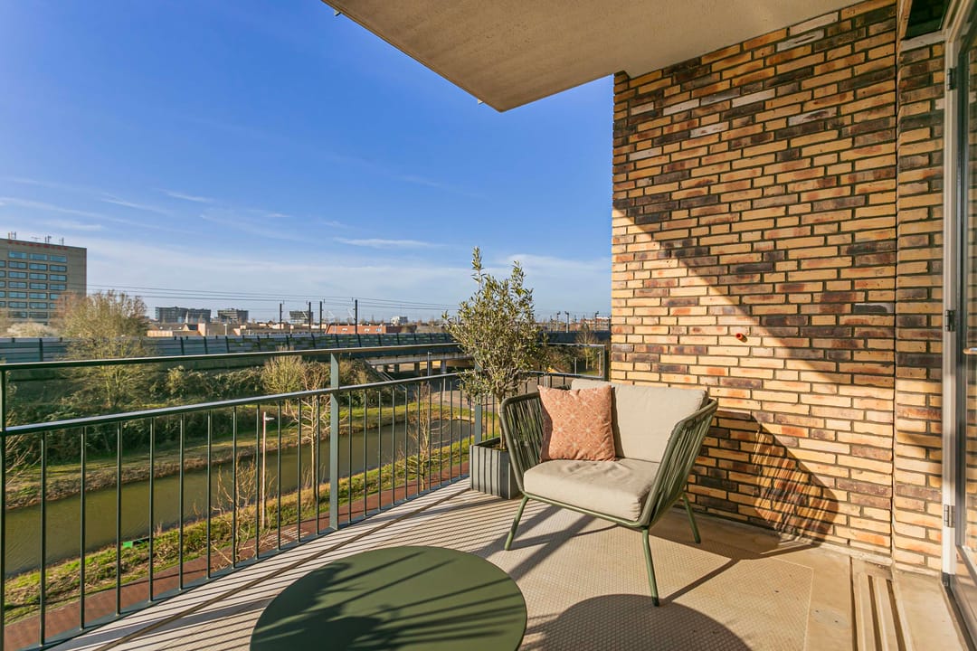 Photo 17 of Louis Armstronglaan 608