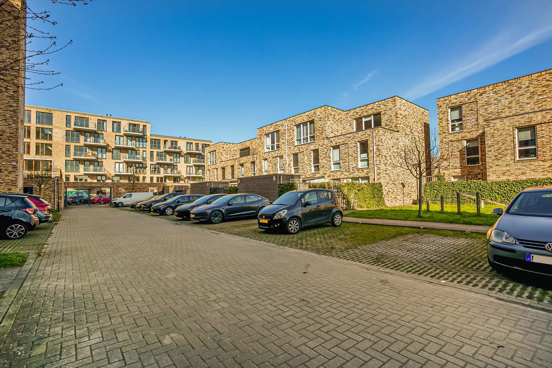 Photo 26 of Louis Armstronglaan 608