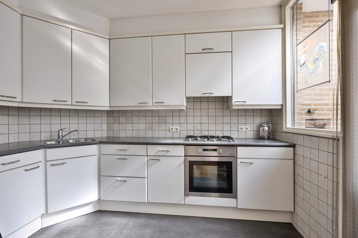 Foto 16 van Pieter Bothstraat 18