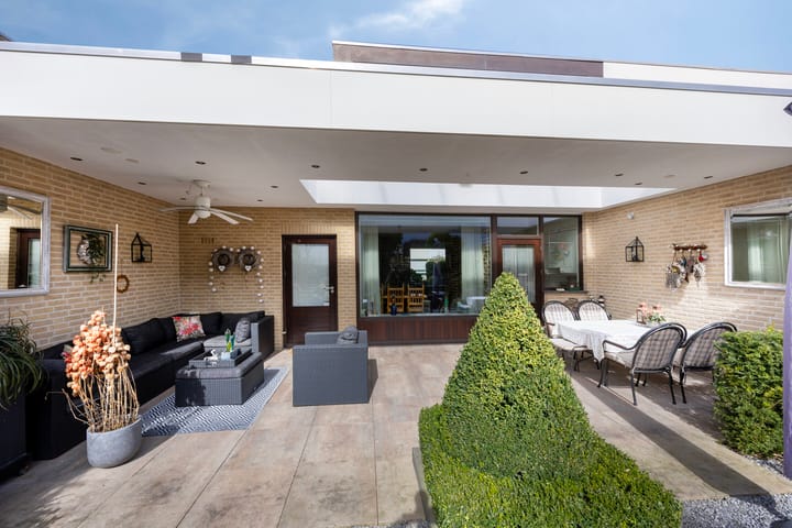 Foto 28 van Pieter Bothstraat 18