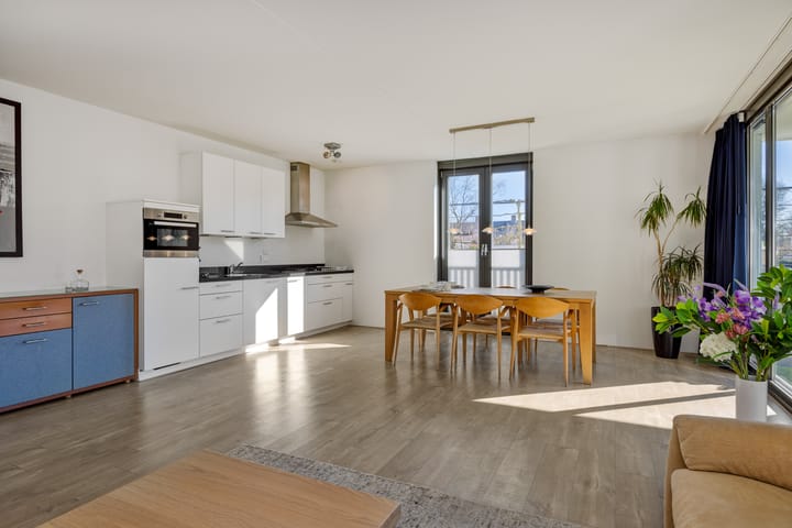 Foto 15 van Thomas a Kempisstraat 16