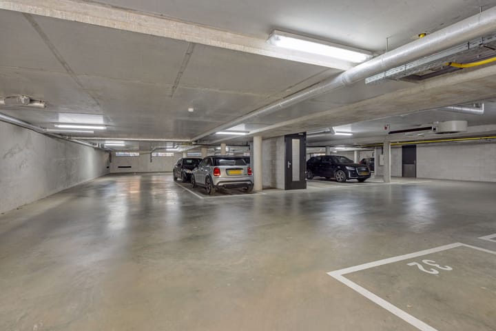 Foto 28 van Thomas a Kempisstraat 16