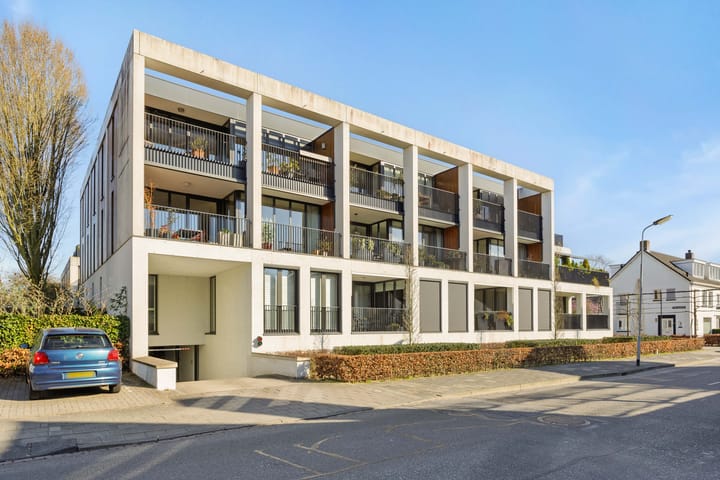 Foto 26 van Thomas a Kempisstraat 16