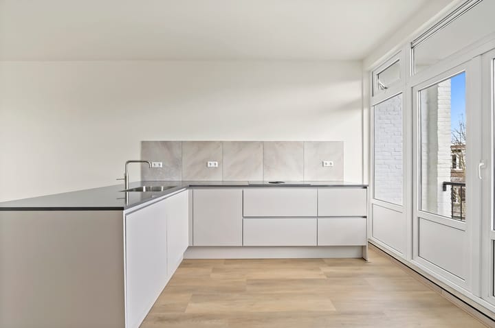 Foto 11 van Hendrik Zwaardecroonstraat 14