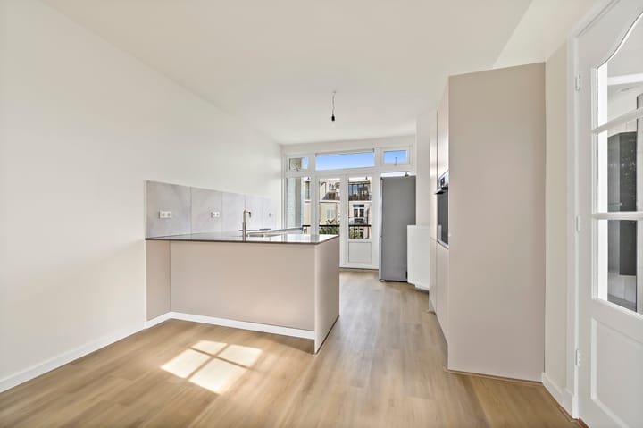 Foto 12 van Hendrik Zwaardecroonstraat 14