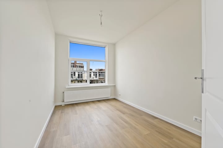 Foto 20 van Hendrik Zwaardecroonstraat 14