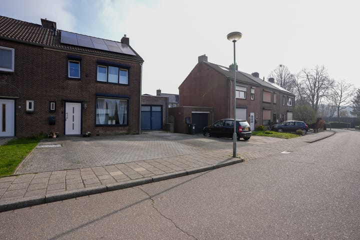 Foto 28 van Johan Evertsenstraat 33